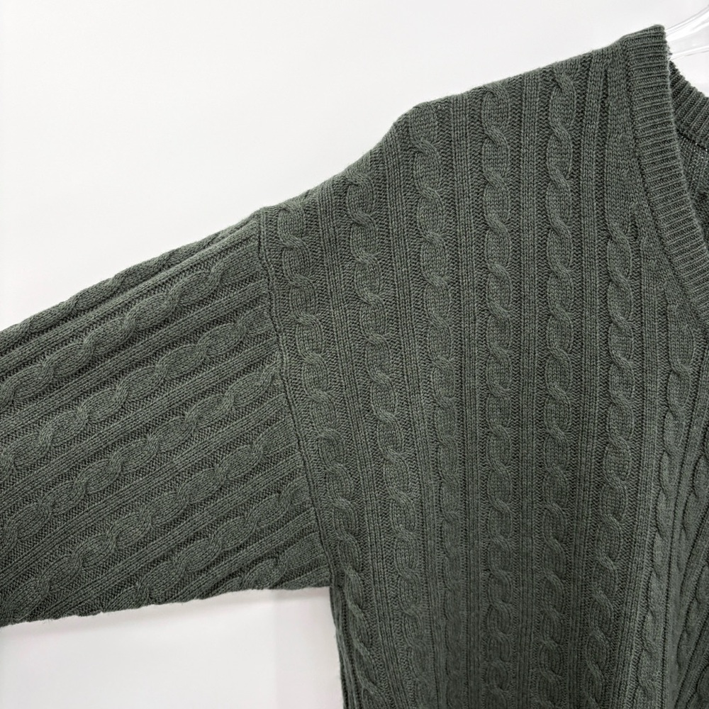 JENNI KAYNE Nell V-Neck Cable Knit Sweater in Pine XS - Picture 10 of 14